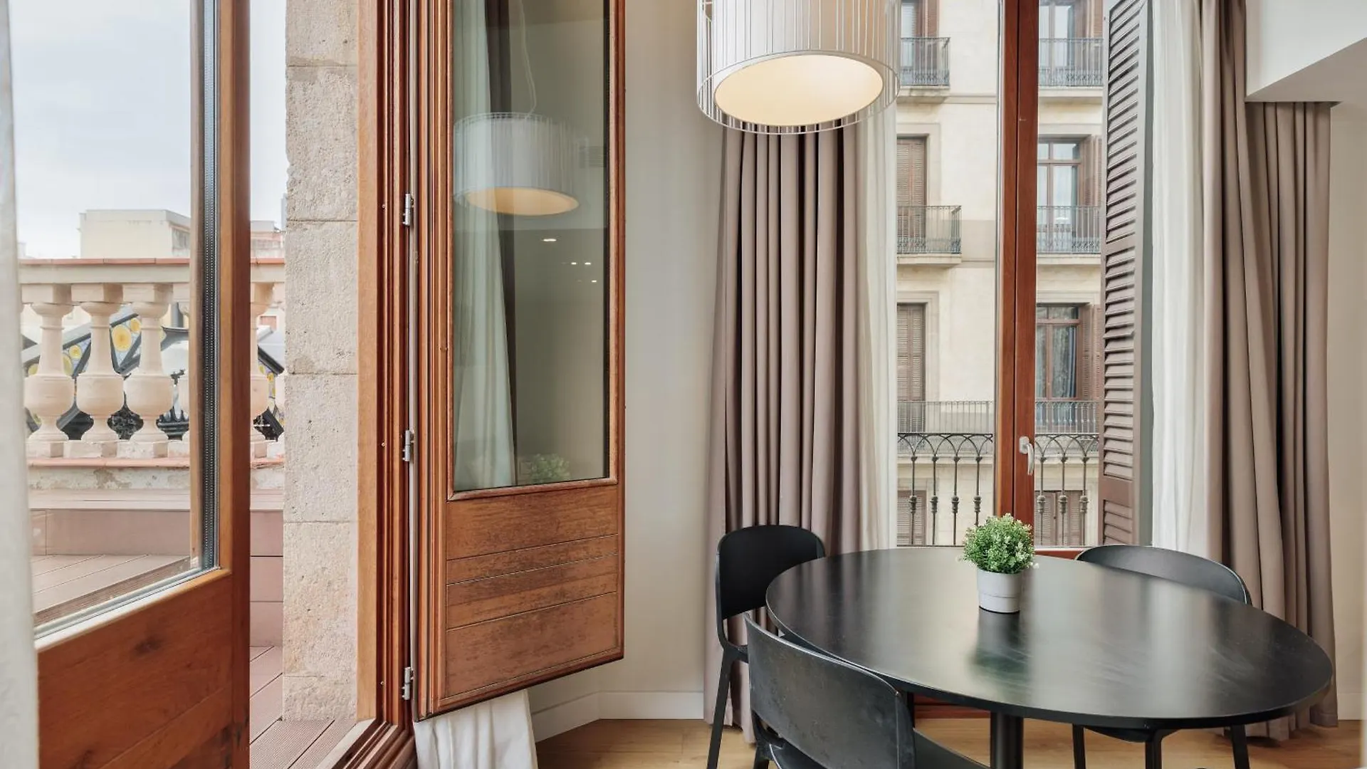 Ola Living Boqueria Apartment Barcelona Spain