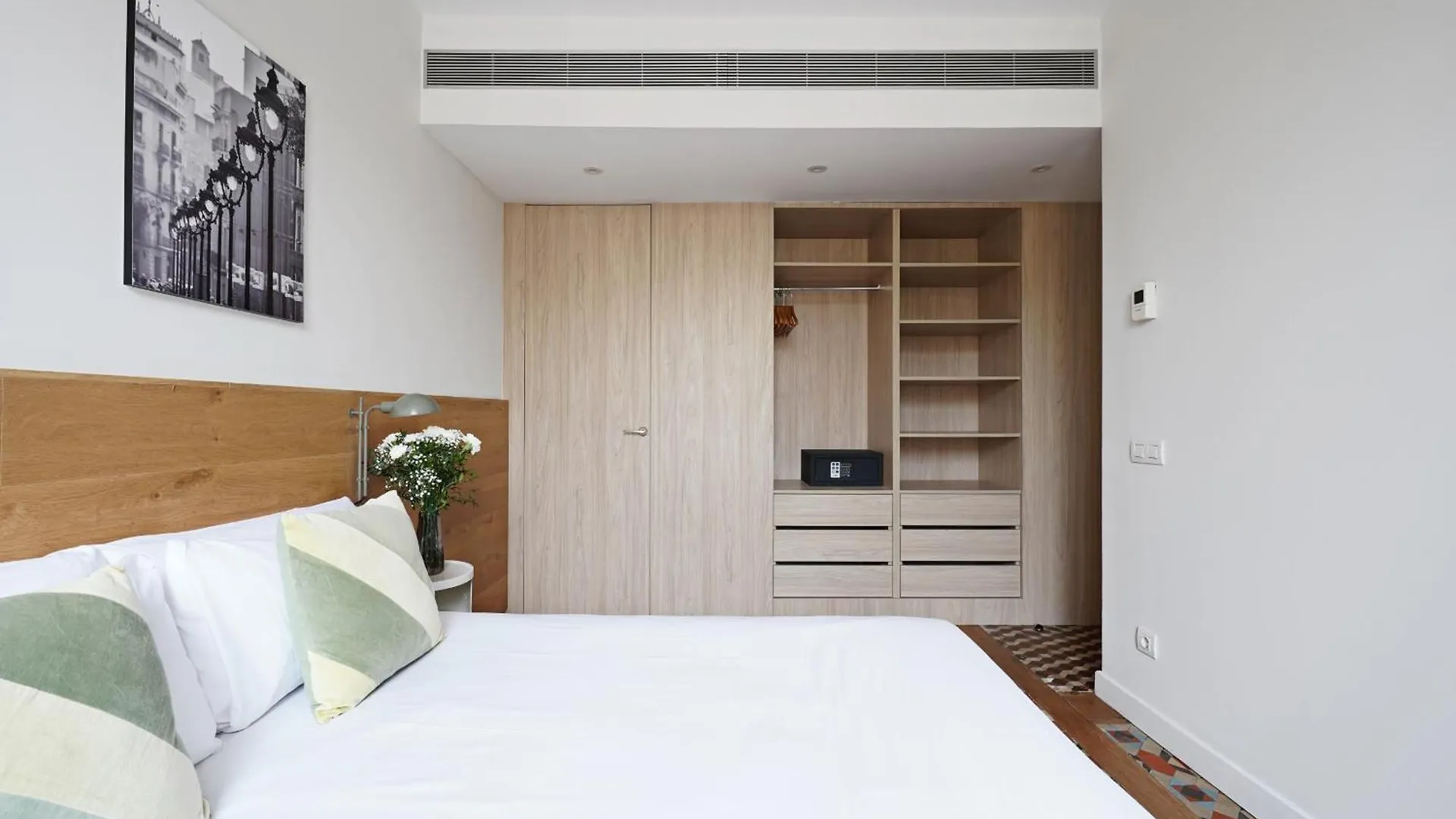 Ola Living Boqueria Apartment Barcelona Spain